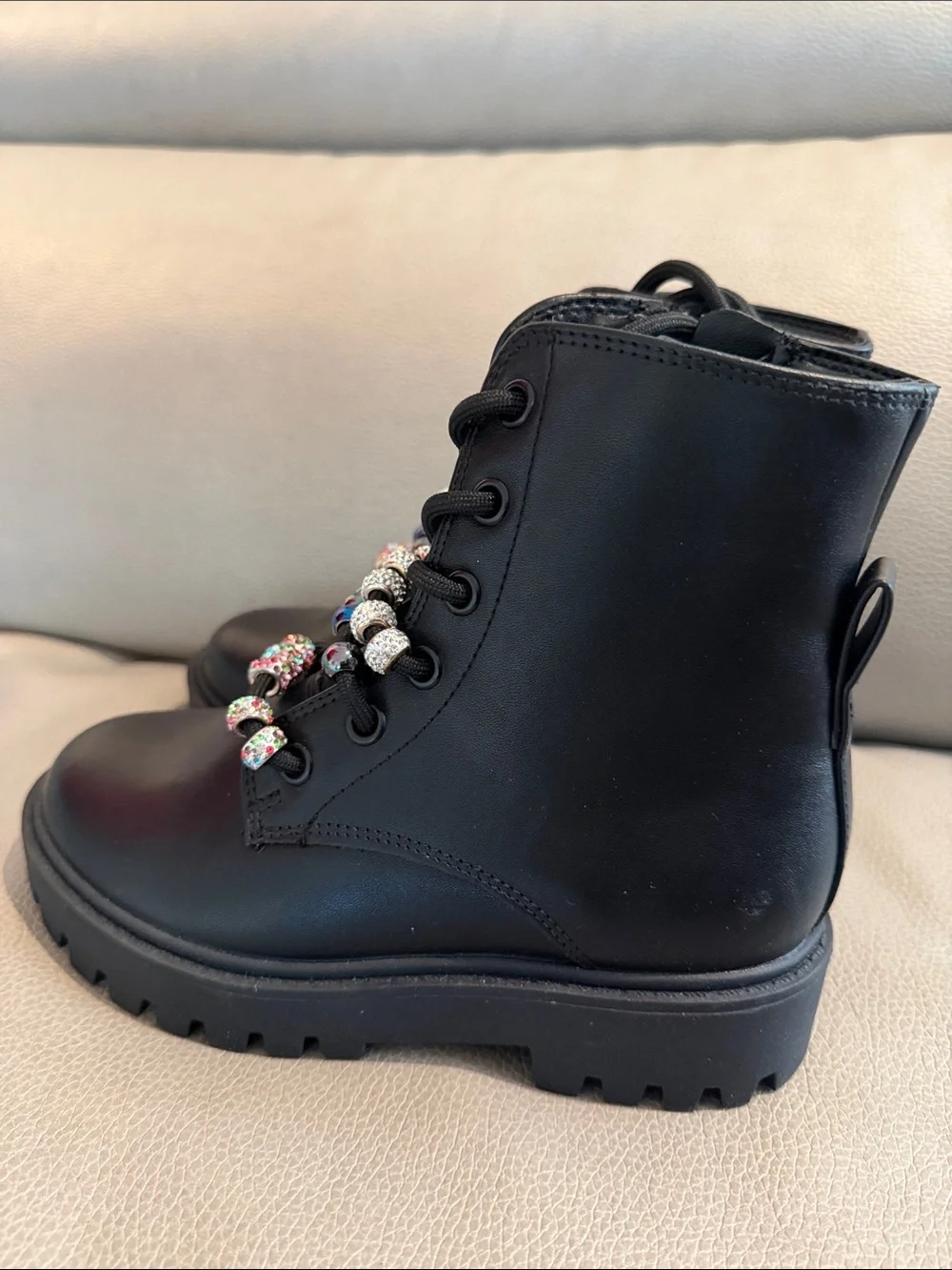 art class chunky black